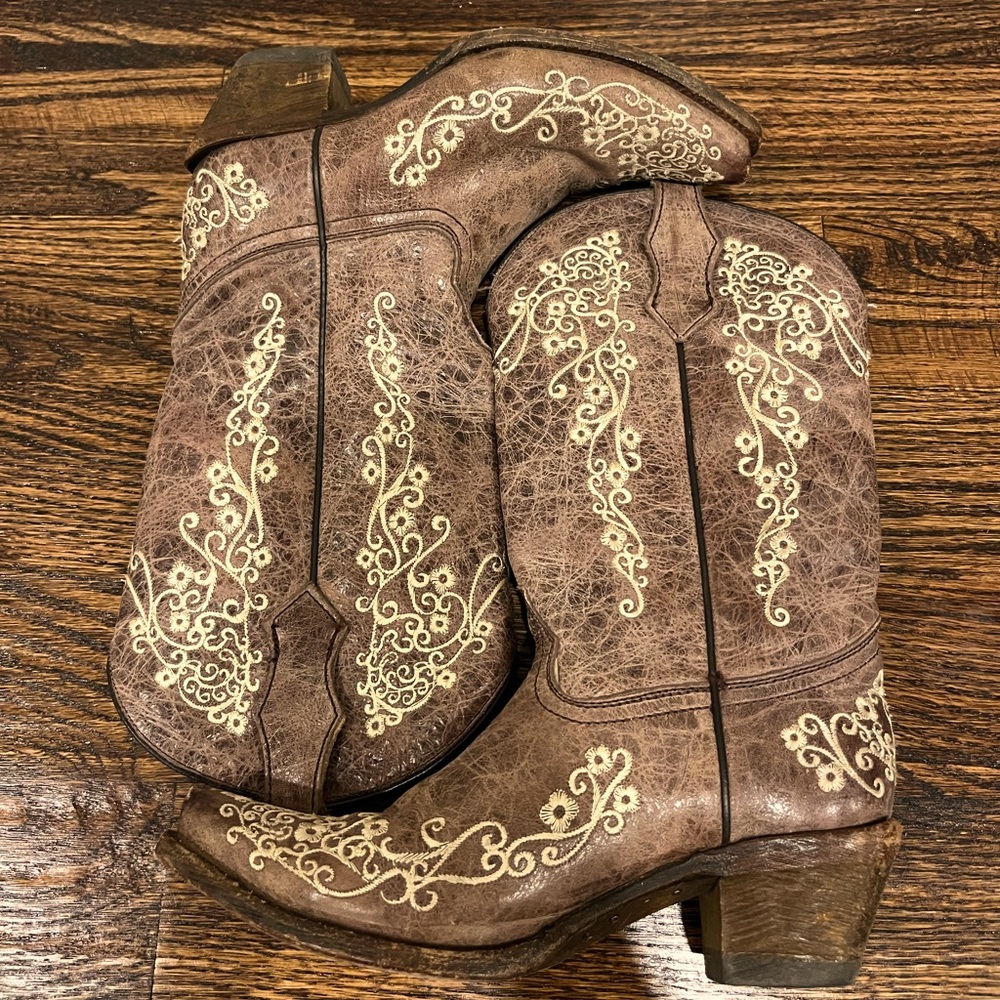 real leather corral boots with white stitches